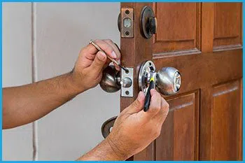 Lock Locksmith Services Fort Myers, FL 239-451-3027 - 9-locks-change